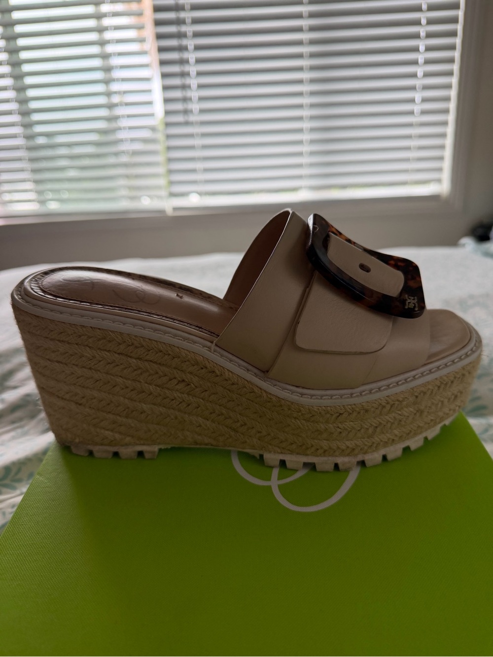 Sam Edelman Liv Sand Leather Platform Slide — Cream - Picture 4 of 8